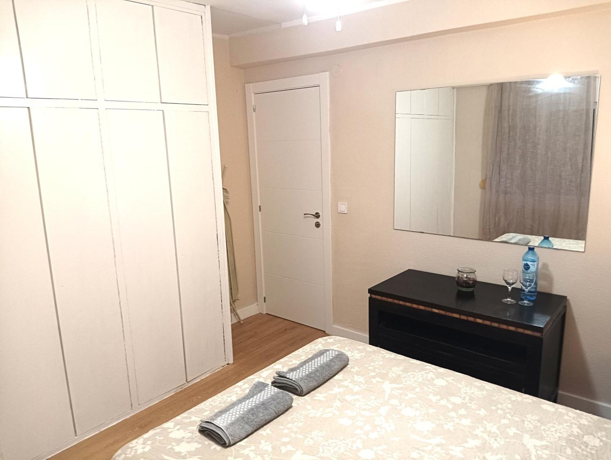 Habitaciones En Apartamento Compartido Delicias Room Cerca Del Mar, Aeropuerto, Ave Y Metro Málaga Cameră foto